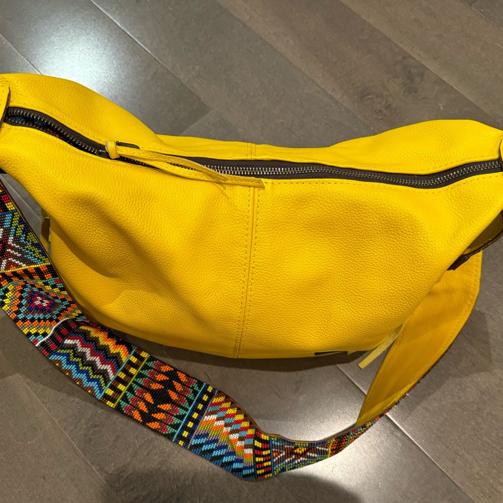 Leather bag yellow hand made